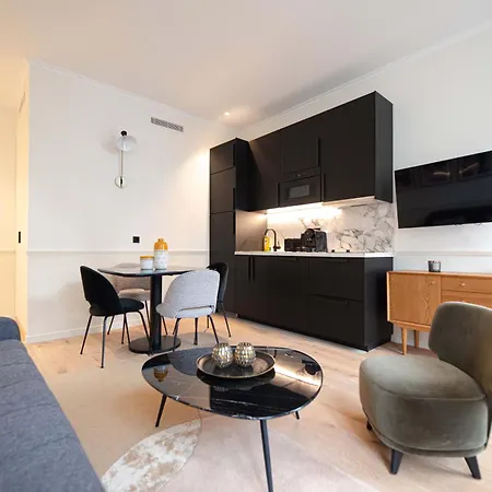 Mbm - Luxury Center Paris