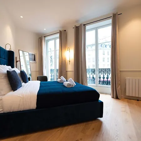 Mbm - Luxury Center Daire Paris